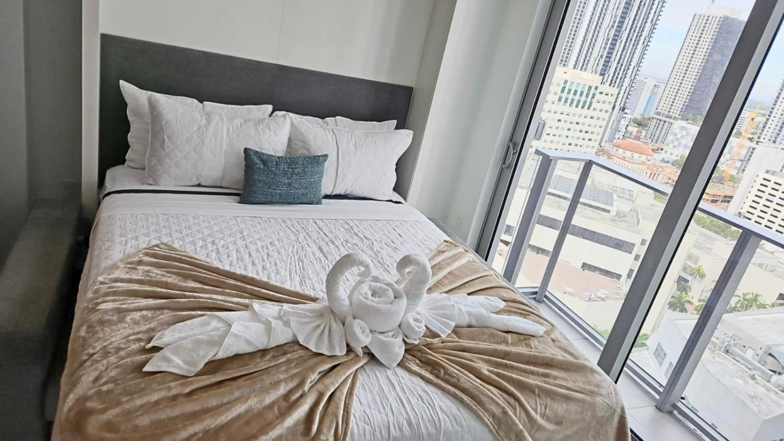 Breathtaking 1Br In The Heart Miami Apartment Екстериор снимка